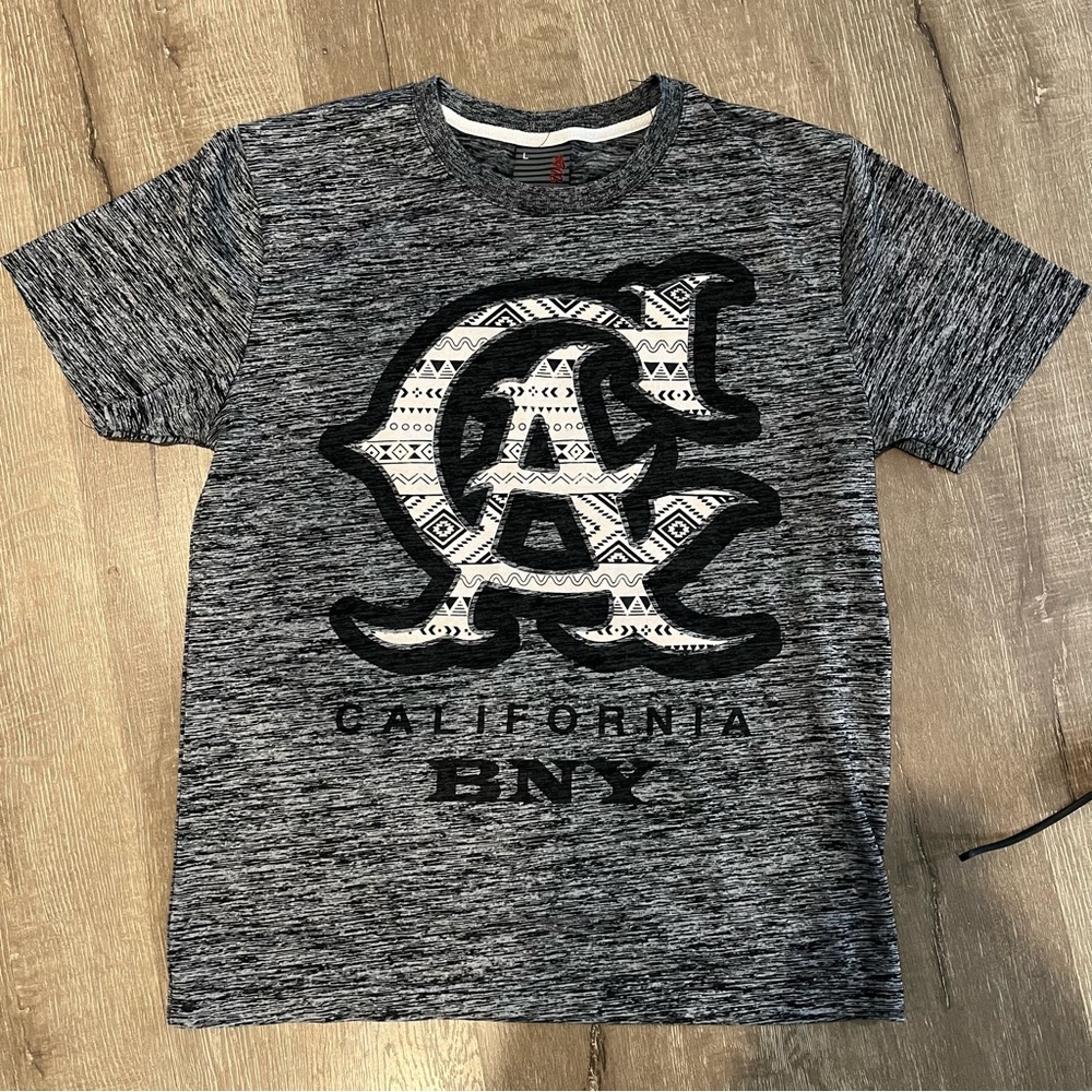 BNY UNLTD Youth CA Tee Size Large